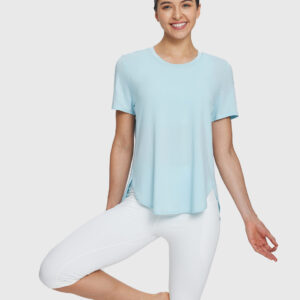 Laureate Women's Split-Hem Short-Sleeve