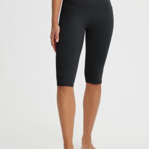 Women's 14 High-Waisted Crossover Capris